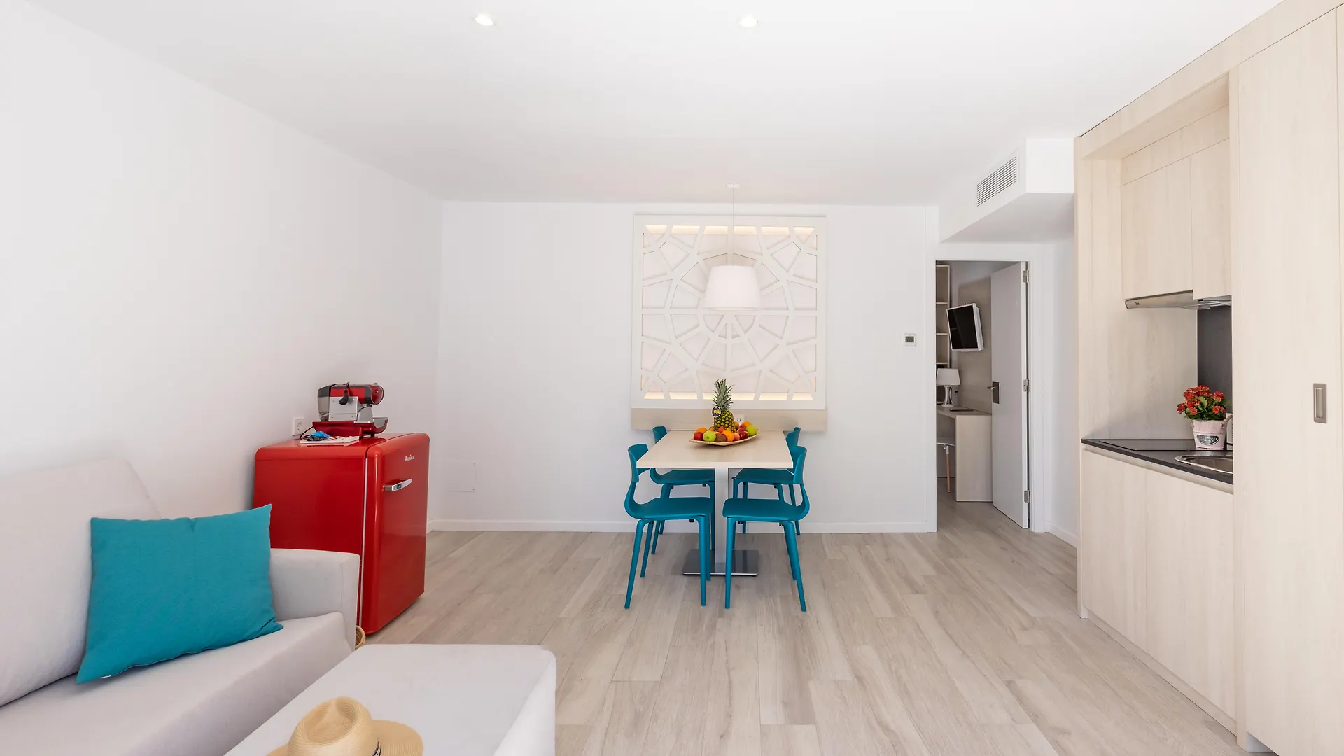 Hotel Club Es Talaial Cala D'Or 3*,